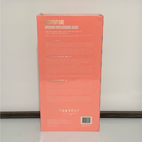 FoxyBae Blush Blowout Bae Dryer Brush Set-New - Picture 2 of 6